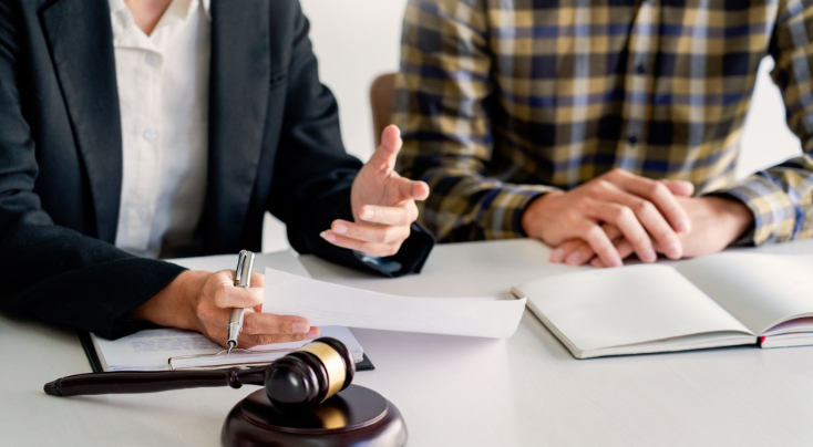 Choosing the Right Wills and Trusts Law Firm: Protecting Your Legacy with Confidence