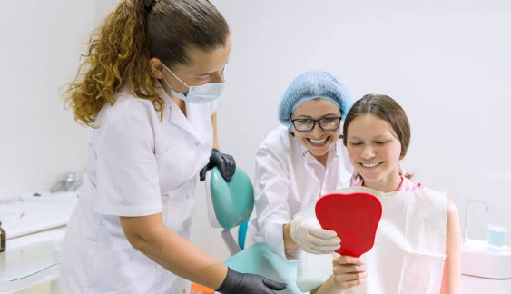 4 Ways Family Dentistry Simplifies Access To Cosmetic Enhancements