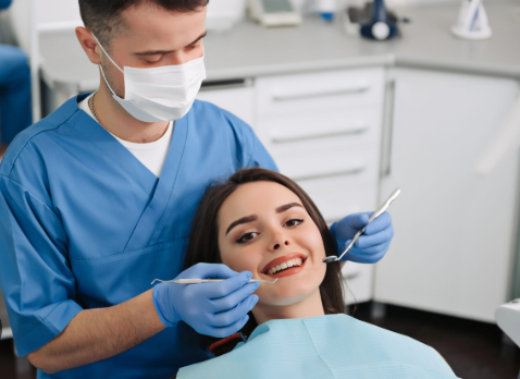 How General Dentists Help Patients Choose Between Treatment Options